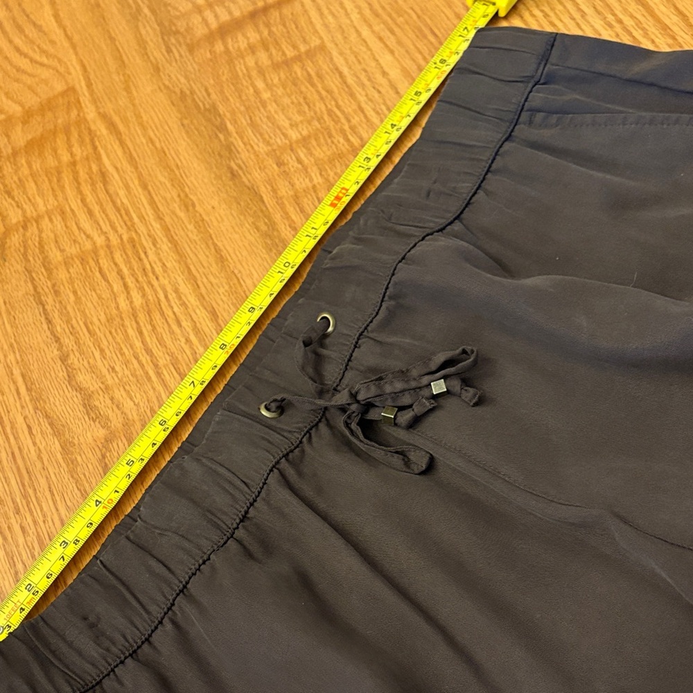 Banana Republic Dark Brown Cargo Jogger Pants NWOT - Picture 10 of 12